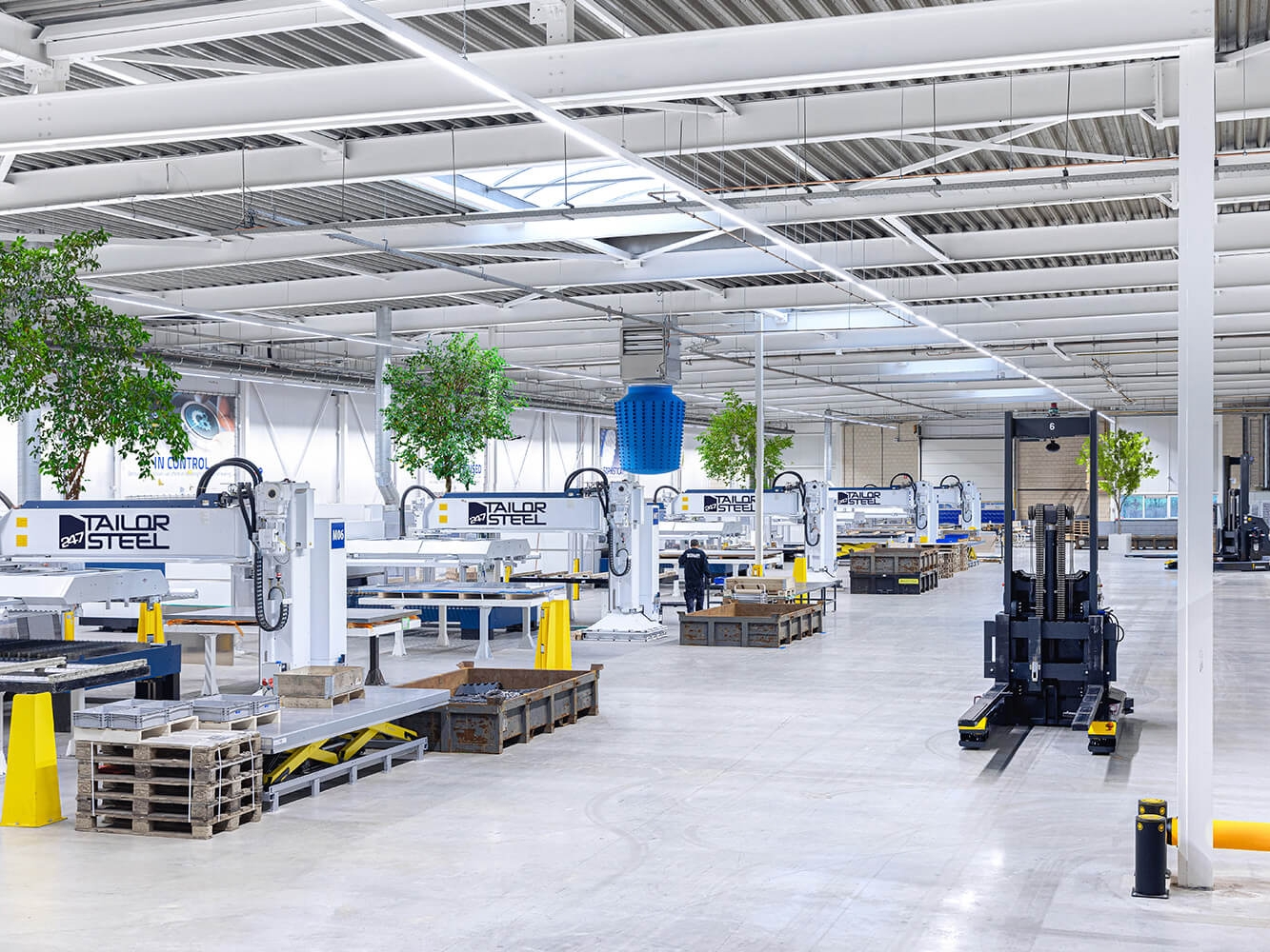 247TailorSteel-hero-platehal-1800x1000px